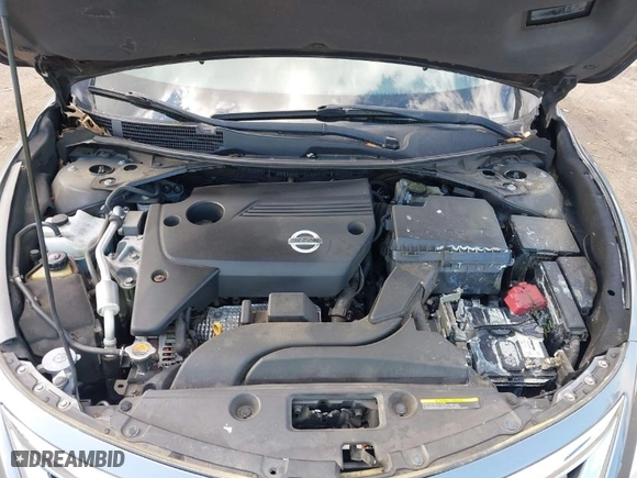 2015 Nissan Altima 2.5 SL with VIN 1N4AL3AP9FN367814, listed as a IAAI auction lot 42043507 with 208,945 mi miles. Bid and sale history available at carsss.com. Image 10.