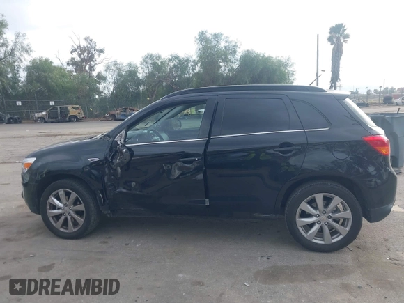 2015 Mitsubishi Outlander Sport 2.4 GT with VIN 4A4AP4AW0FE058530, listed as a IAAI auction lot 41554789 with 64,013 mi miles. Bid and sale history available at carsss.com. Image 14.