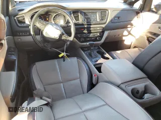 2018 Kia Sedona LX with VIN KNDMB5C17J6405820, listed as a Copart auction lot 88976525 with 110,658 mi miles and Non Repairable. Bid and sale history available at carsss.com. Image 8.