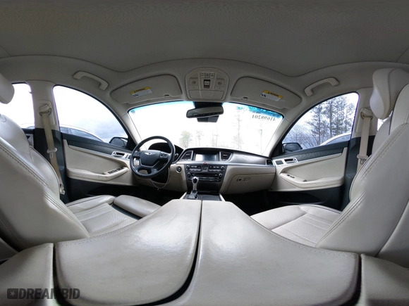 2015 Hyundai Genesis 5.0L with VIN KMHGN4JF7FU076421, listed as a IAAI auction lot 41698201 with 68,672 mi miles. Bid and sale history available at carsss.com. Image 22.