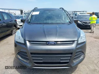 2016 Ford Escape SE with VIN 1FMCU9GX8GUB42944, listed as a IAAI auction lot 42171770 with 120,041 mi miles. Bid and sale history available at carsss.com. Image 6.