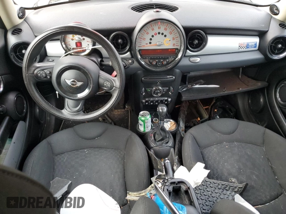 2012 MINI Hardtop z VIN WMWSU3C55CT543365, wystawiony jako Copart lot #56859905 z przebiegiem 137 537 mil mil oraz Szkoda całkowita • Salvage title. Historia ofert i sprzedaży dostępna na DreamBid. Obrazek 8.