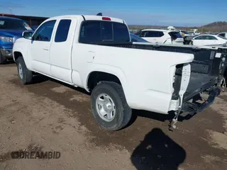 2022 Toyota Tacoma SR с VIN 3TYRX5GN8NT046105, выставлен на аукционе IAAI как лот 41405892 с пробегом 112 340 миль миль и . История ставок и продаж доступна на DreamBid. Изображение 3.