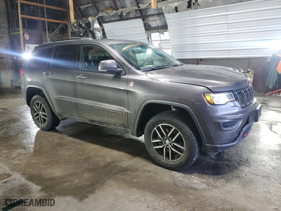 2018 Jeep Grand Cherokee Trailhawk with VIN 1C4RJFLG7JC507560, listed as a Copart auction lot 86556254 with 46,344 mi miles and Salvage Title. Bid and sale history available at carsss.com. Image 4.