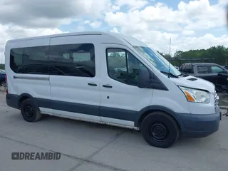 2015 Ford Transit XL z VIN 1FBZX2CG6FKB08485, wystawiony jako IAAI lot #42011667 z przebiegiem 229 118 mil mil oraz . Historia ofert i sprzedaży dostępna na DreamBid. Obrazek 13.