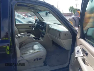 2003 Chevrolet Tahoe Z71 with VIN 1GNEK13Z93R267077, listed as a IAAI auction lot 42504842 with 294,707 mi miles and . Bid and sale history available at DreamBid. Image 5.
