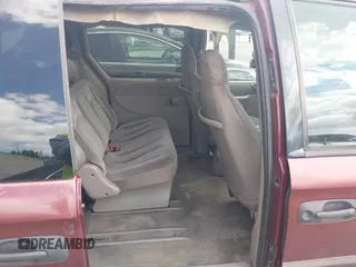 2003 Dodge Caravan SE with VIN 1D4GP24323B191717, listed as a IAAI auction lot 42244570 with 196,254 mi miles and . Bid and sale history available at DreamBid. Image 8.