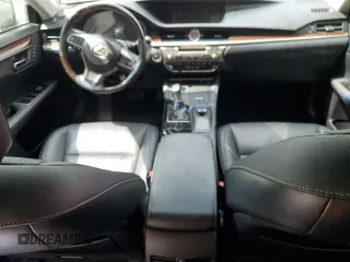 2016 Lexus ES 330 z VIN 58ABK1GG4GU034946, wystawiony jako Copart lot #54854355 z przebiegiem 78 560 mil mil oraz Szkoda całkowita • Salvage title. Historia ofert i sprzedaży dostępna na DreamBid. Obrazek 8.