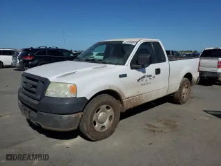 2005 Ford F-150 XL with VIN 1FTRF12W75NA33052, listed as a Copart auction lot 51699885 with 650,175 mi miles and Clean Title. Bid and sale history available at carsss.com. Image 1.