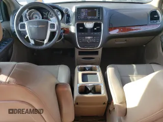 2016 Chrysler Town & Country Touring with VIN 2C4RC1BG7GR207032, listed as a Copart auction lot 45385345 with 92,189 mi miles and Salvage Title. Bid and sale history available at carsss.com. Image 8.