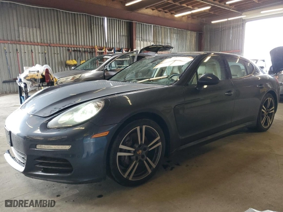 2014 Porsche Panamera with VIN WP0AA2A79EL009679, listed as a Copart auction lot 49444915 with 80,908 mi miles and Salvage Title. Bid and sale history available at carsss.com. Image 1.