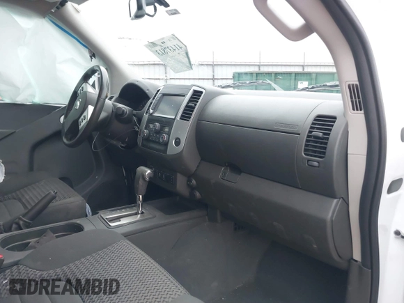 2019 Nissan Frontier SV z VIN 1N6AD0CWXKN877400, wystawiony jako IAAI lot #41437813 z przebiegiem 37 151 mil mil oraz . Historia ofert i sprzedaży dostępna na DreamBid. Obrazek 5.