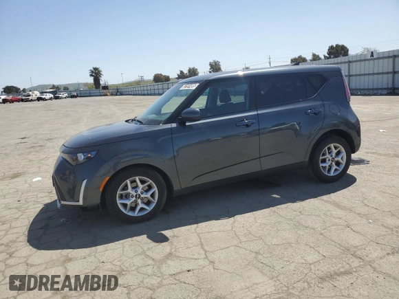 2025 Kia Soul LX with VIN KNDJ23AU2S7246348, listed as a Copart auction lot 53191495 with 18,240 mi miles and Clean Title. Bid and sale history available at carsss.com. Image 1.