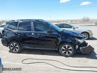 2018 Subaru Forester Limited with VIN JF2SJALC4JH473678, listed as a IAAI auction lot 41827125 with 118,365 mi miles. Bid and sale history available at carsss.com. Image 13.