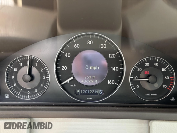 2004 Mercedes-Benz CLK 320 with VIN WDBTK65G04T026049, listed as a IAAI auction lot 42730114 with 120,122 mi miles and . Bid and sale history available at DreamBid. Image 7.