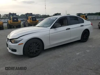 2013 BMW 3 Series 328i z VIN WBA3A5C54DF353176, wystawiony jako Copart lot #53448335 z przebiegiem 190 260 mil mil oraz Szkoda całkowita • Salvage title. Historia ofert i sprzedaży dostępna na DreamBid. Obrazek 1.