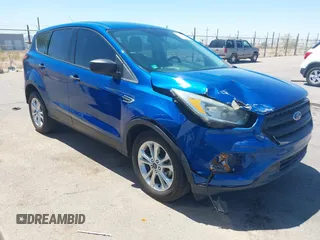 2017 Ford Escape S с VIN 1FMCU0F76HUC02234, выставлен на аукционе IAAI как лот 42451594 с пробегом 140 636 миль миль и . История ставок и продаж доступна на DreamBid. Изображение 1.