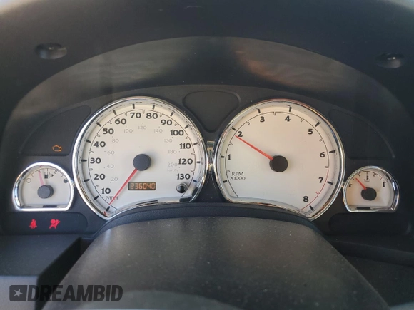 2005 Saturn VUE with VIN 5GZCZ33D25S832386, listed as a Copart auction lot 85257724 with 236,040 mi miles and Salvage Title. Bid and sale history available at carsss.com. Image 9.