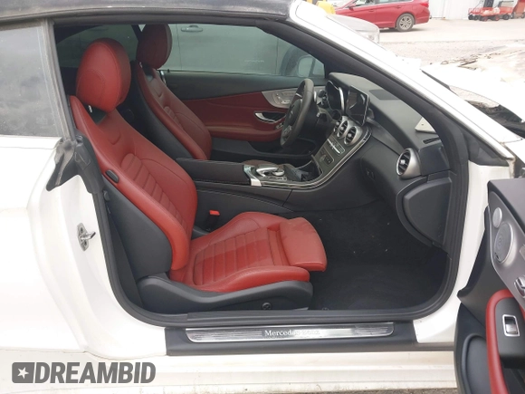 2019 Mercedes-Benz C 300 with VIN WDDWK8DBXKF871024, listed as a IAAI auction lot 33052122 with Not Provided miles and . Bid and sale history available at carsss.com. Image 5.