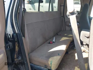 1999 Ford F-150 с VIN 1FTRX17W5XNA42082, выставлен на аукционе IAAI как лот 40599993 с пробегом Не указан миль и . История ставок и продаж доступна на DreamBid. Изображение 8.