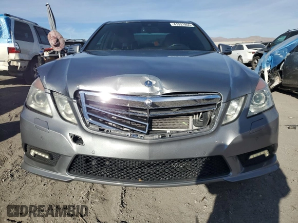 2011 Mercedes-Benz E 550 Luxury with VIN WDDHF7CB8BA305630, listed as a Copart auction lot 41521955 with 141,587 mi miles and Salvage Title. Bid and sale history available at DreamBid. Image 5.