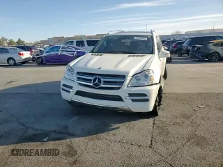 2012 Mercedes-Benz GL 450 z VIN 4JGBF7BE4CA761617, wystawiony jako Copart lot #48529805 z przebiegiem 194 676 mil mil oraz Szkoda całkowita • Salvage title. Historia ofert i sprzedaży dostępna na DreamBid. Obrazek 12.