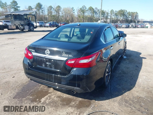 2018 Nissan Altima SR with VIN 1N4AL3AP3JC247804, listed as a IAAI auction lot 41914851 with 168,928 mi miles and . Bid and sale history available at carsss.com. Image 4.