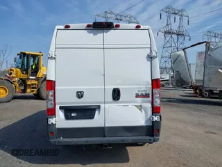 2018 Ram ProMaster Cargo with VIN 3C6URVJG1JE152160, listed as a IAAI auction lot 41758214 with 91,856 mi miles. Bid and sale history available at carsss.com. Image 17.