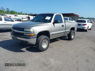 2002 Chevrolet Silverado 1500 LS with VIN 1GCEK14T72Z240266, listed as a IAAI auction lot 41948675 with 1 mi miles. Bid and sale history available at carsss.com. Image 2.