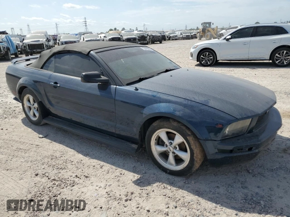 2005 Ford Mustang Deluxe with VIN 1ZVFT84N755202833, listed as a Copart auction lot 53318295 with 134,956 mi miles and Clean Title. Bid and sale history available at carsss.com. Image 4.