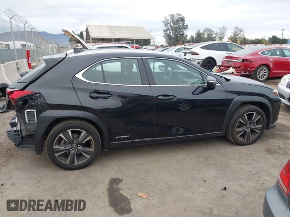2021 Lexus UX 250h z VIN JTHX9JBHXM2049972, wystawiony jako IAAI lot #40956792 z przebiegiem 47 882 mil mil oraz . Historia ofert i sprzedaży dostępna na DreamBid. Obrazek 14.