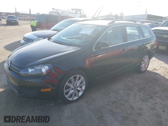 2010 Volkswagen Jetta SportWagen SE with VIN 3VWTZ7AJ5AM663711, listed as a IAAI auction lot 41238050 with 125,288 mi miles. Bid and sale history available at carsss.com. Image 2.