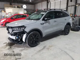 2023 Kia Sorento X-Line S z VIN 5XYRLDLC4PG222346, wystawiony jako Copart lot #55992845 z przebiegiem 9 928 mil mil oraz Szkoda całkowita • Salvage title. Historia ofert i sprzedaży dostępna na DreamBid. Obrazek 1.