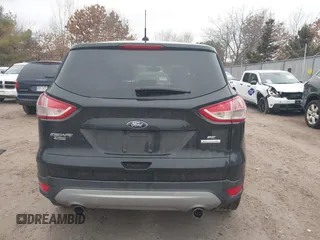 2013 Ford Escape SE with VIN 1FMCU0GX1DUD08065, listed as a IAAI auction lot 41721553 with 113,935 mi miles. Bid and sale history available at carsss.com. Image 17.