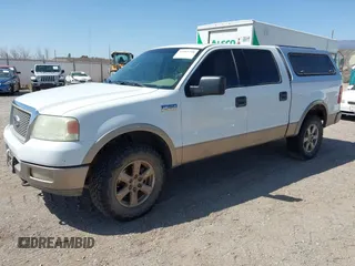 2004 Ford F-150 XLT with VIN 1FTPW14554KC29812, listed as a IAAI auction lot 41981798 with 225,155 mi miles. Bid and sale history available at carsss.com. Image 2.