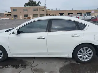 2017 Nissan Altima S z VIN 1N4AL3AP4HN337736, wystawiony jako IAAI lot #41724721 z przebiegiem 141 799 mil mil oraz . Historia ofert i sprzedaży dostępna na DreamBid. Obrazek 14.