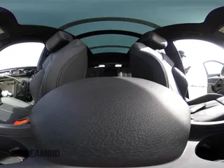 2025 Audi Q5 S line Premium z VIN WA1GAAFY9S2021963, wystawiony jako IAAI lot #41840606 z przebiegiem 6 900 mil mil oraz . Historia ofert i sprzedaży dostępna na DreamBid. Obrazek 20.