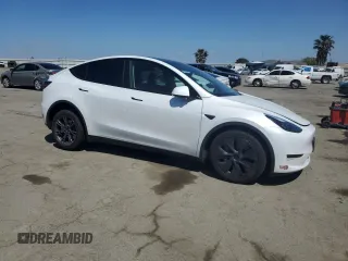 2024 Tesla Model Y Long Range с VIN 7SAYGDEE6RF157415, выставлен на аукционе Copart как лот 54950915 с пробегом 20 567 миль миль и Списание • Salvage title. История ставок и продаж доступна на DreamBid. Изображение 4.