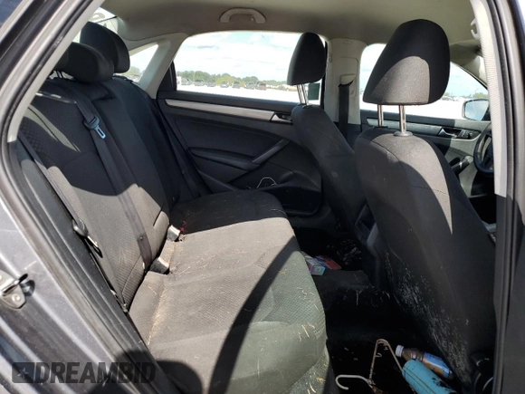 2014 Volkswagen Passat S w/Nav with VIN 1VWAP7A31EC012372, listed as a Copart auction lot 80479564 with 0 mi miles and Salvage Title. Bid and sale history available at carsss.com. Image 10.