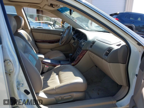 2003 Acura TL with VIN 19UUA56633A003918, listed as a IAAI auction lot 41881073 with 158,697 mi miles. Bid and sale history available at carsss.com. Image 5.