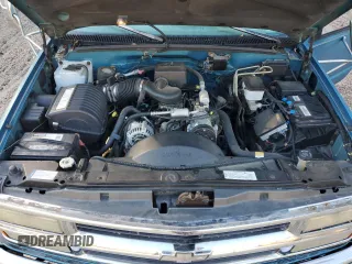 1997 Chevrolet Silverado 3500 z VIN 1GCHC39R8VF045821, wystawiony jako Copart lot #78698034 z przebiegiem 127 490 mil mil oraz Szkoda całkowita • Salvage title. Historia ofert i sprzedaży dostępna na DreamBid. Obrazek 12.