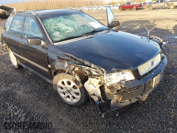 2002 Volvo V40 z VIN YV1VW29512F803232, wystawiony jako IAAI lot #41117493 z przebiegiem 195 964 mil mil oraz . Historia ofert i sprzedaży dostępna na DreamBid. Obrazek 18.