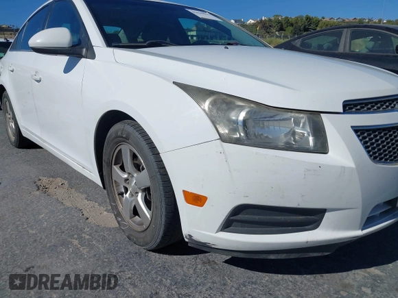 2014 Chevrolet Cruze 1LT with VIN 1G1PC5SB9E7118508, listed as a IAAI auction lot 42630531 with 145,868 mi miles and . Bid and sale history available at DreamBid. Image 6.