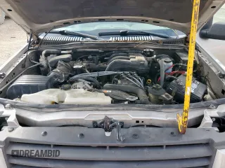 2006 Ford Explorer XLS with VIN 1FMEU62E56ZA18340, listed as a Copart auction lot 59800835 with 200,149 mi miles and Salvage title. Bid and sale history available at DreamBid. Image 12.