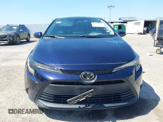 2023 Toyota Corolla LE z VIN 5YFB4MDE0PP076618, wystawiony jako IAAI lot #41987292 z przebiegiem 29 176 mil mil oraz . Historia ofert i sprzedaży dostępna na DreamBid. Obrazek 12.