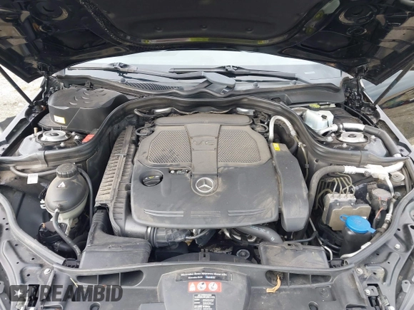 2014 Mercedes-Benz E 350 Luxury with VIN WDDHF8JB0EA907936, listed as a IAAI auction lot 40480628 with Not Provided miles and . Bid and sale history available at DreamBid. Image 10.