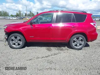 2011 Toyota RAV4 Sport with VIN 2T3RK4DV1BW048295, listed as a IAAI auction lot 39304934 with 177,312 mi miles. Bid and sale history available at carsss.com. Image 15.