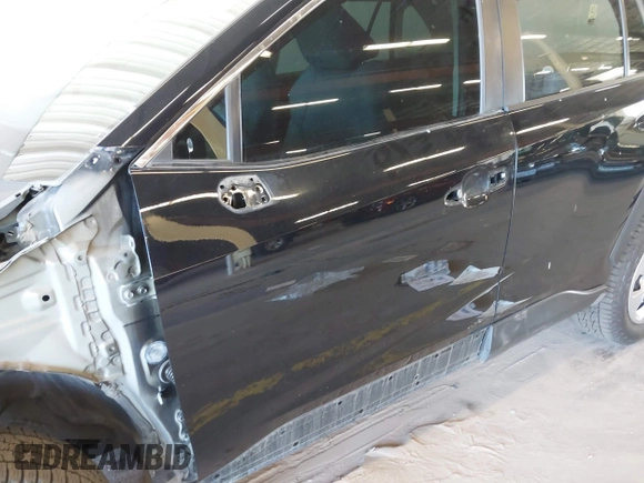 2021 Toyota RAV4 LE z VIN 2T3G1RFV9MC250665, wystawiony jako IAAI lot #42138232 z przebiegiem 40 574 mil mil oraz . Historia ofert i sprzedaży dostępna na DreamBid. Obrazek 22.