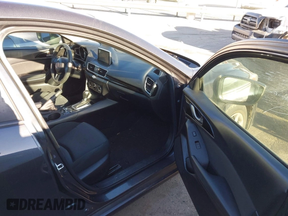2015 Mazda 3 i Sport with VIN 3MZBM1U77FM190425, listed as a IAAI auction lot 41639316 with 89,596 mi miles and . Bid and sale history available at carsss.com. Image 5.