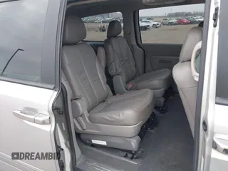 2012 Kia Sedona EX with VIN KNDMH4C78C6431441, listed as a IAAI auction lot 42013427 with 213,147 mi miles. Bid and sale history available at carsss.com. Image 8.